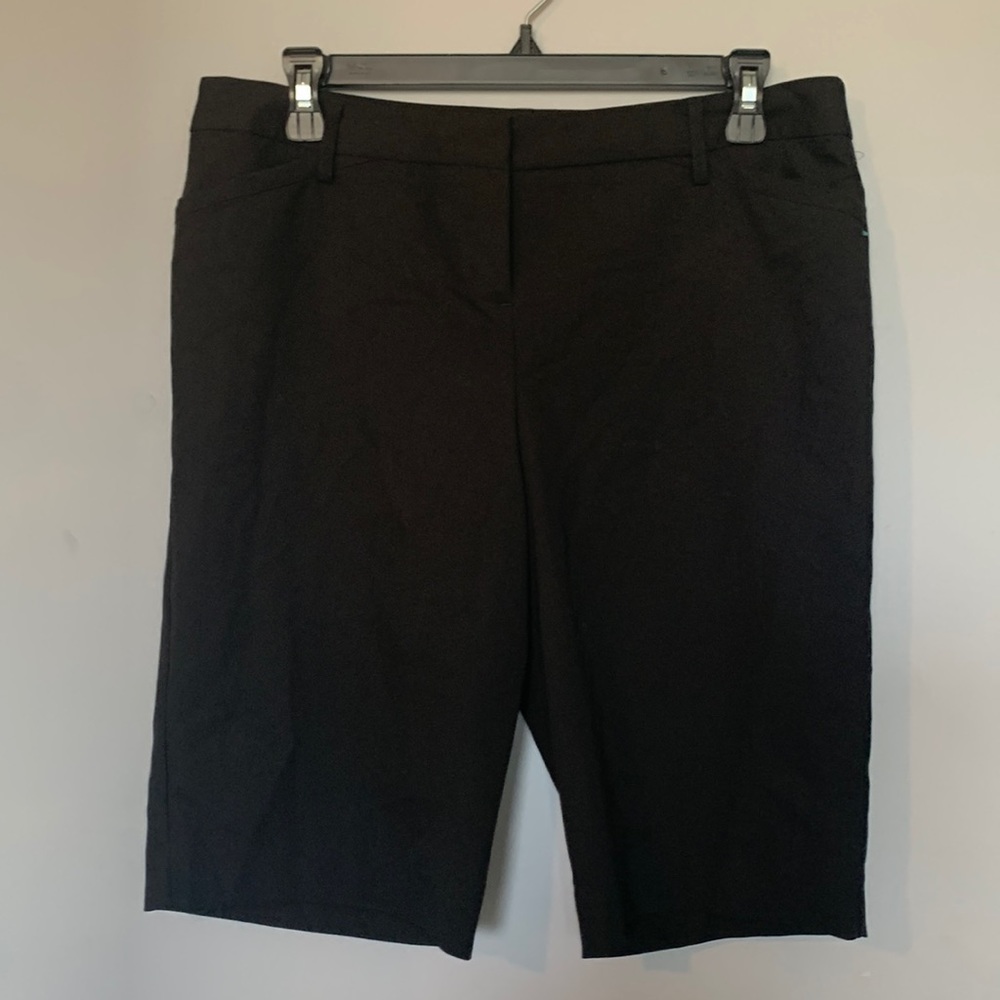 INC International Concepts Black Bermuda Shorts
